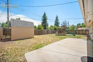125 Larch Dr