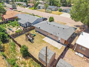 125 Larch Dr