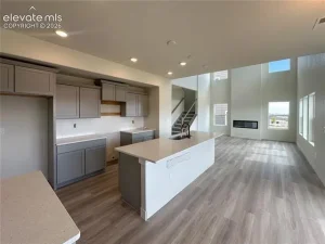 8214 Lemon Grass Rd